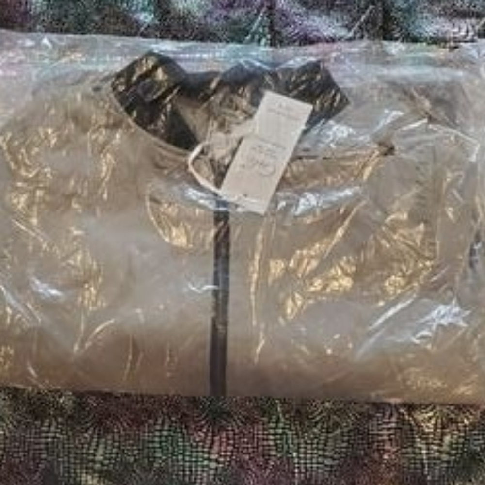 Light Olive Green Bomber Jacket - NWT - Picture 9 of 9